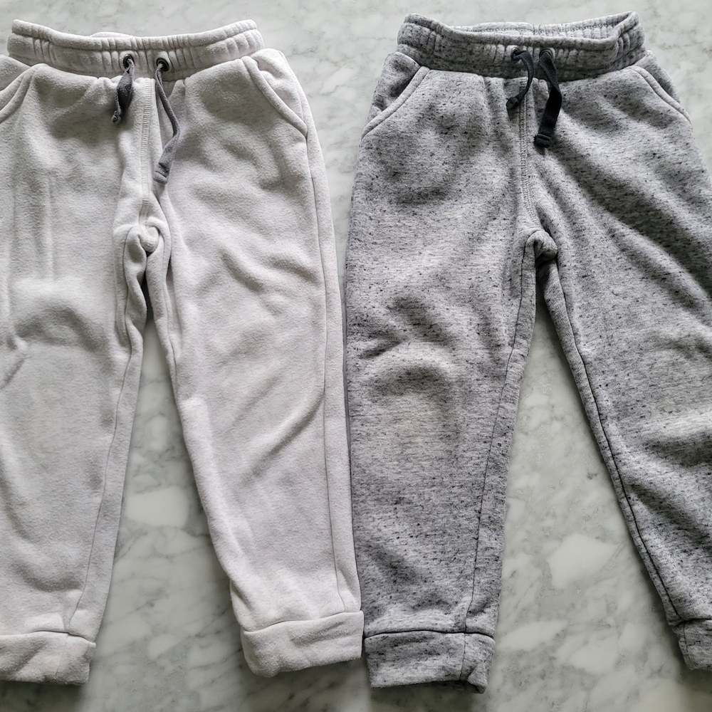 Cat & Jack Kids Fleece Joggers - Cream and Heathered Gray